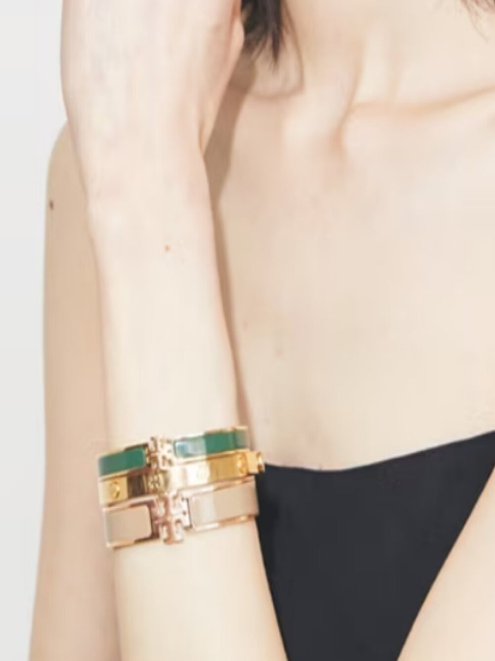 Tory Burch MEDIUM ICON BRACELET color tory gold / dark kale